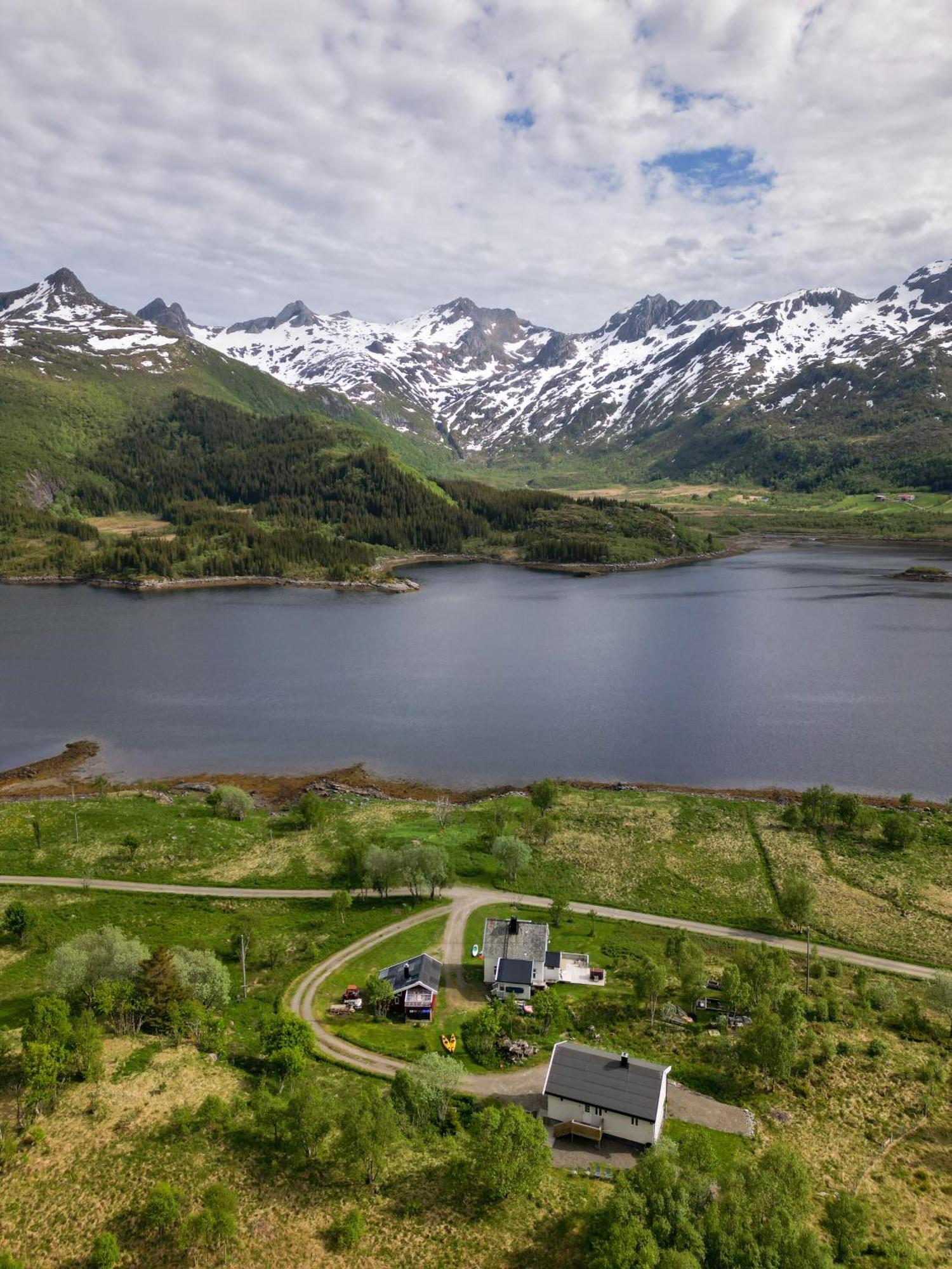 The Little Red Cabin Lofoten Urda Exteriör bild