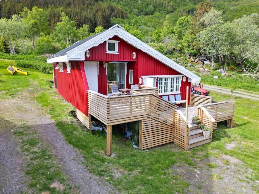 The Little Red Cabin Lofoten Urda Exteriör bild